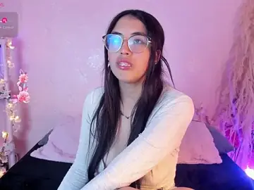Stripchat Live Sex Cam of Valk_submissive