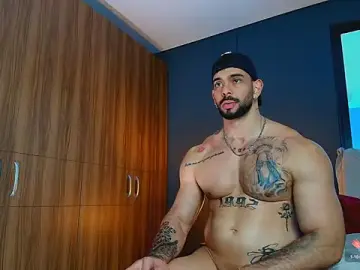 Stripchat Live Porn of massimo_visconti