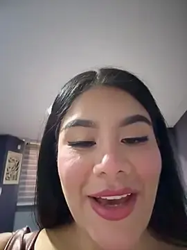 Stripchat Live Sex of Issane_Peru