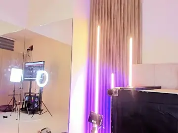 Stripchat Live Sex of Annie9_