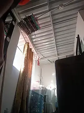 Stripchat Live Sex Cam of Bigassmommy_x