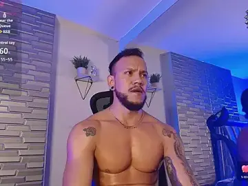 Stripchat Private Sex Chat of ARON_TAYLER01