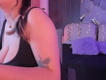 Stripchat Adult Video Chat of SarahCastro1_