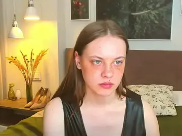 Stripchat Free Porn Cam of rora_skyline