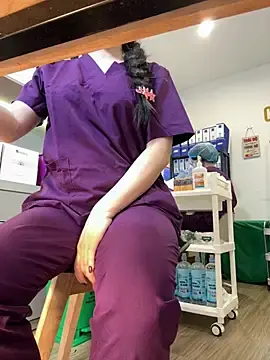 Stripchat Live Porn of secretly_masturbating