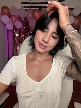 Stripchat Nude Webcam of Ale_Lewis