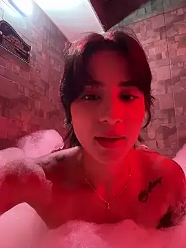 Stripchat Sex Cam of Ale_Lewis