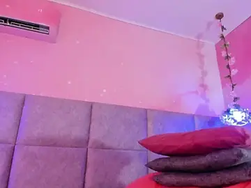 Stripchat Nude Webcam of Lushi_Love