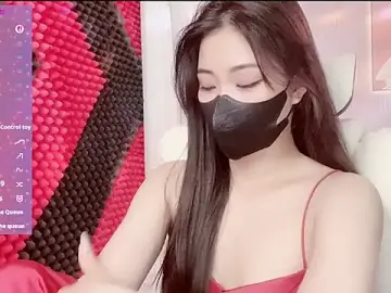 Stripchat Live Porn of Emily_mmialody