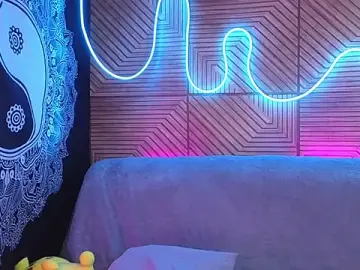 Stripchat Free Porn Cam of chill_paws
