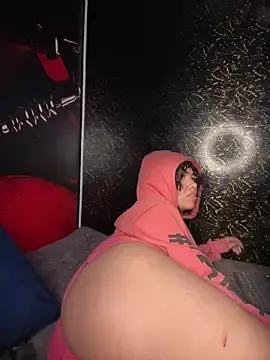 Stripchat Free Porn Cam of Laila_LS