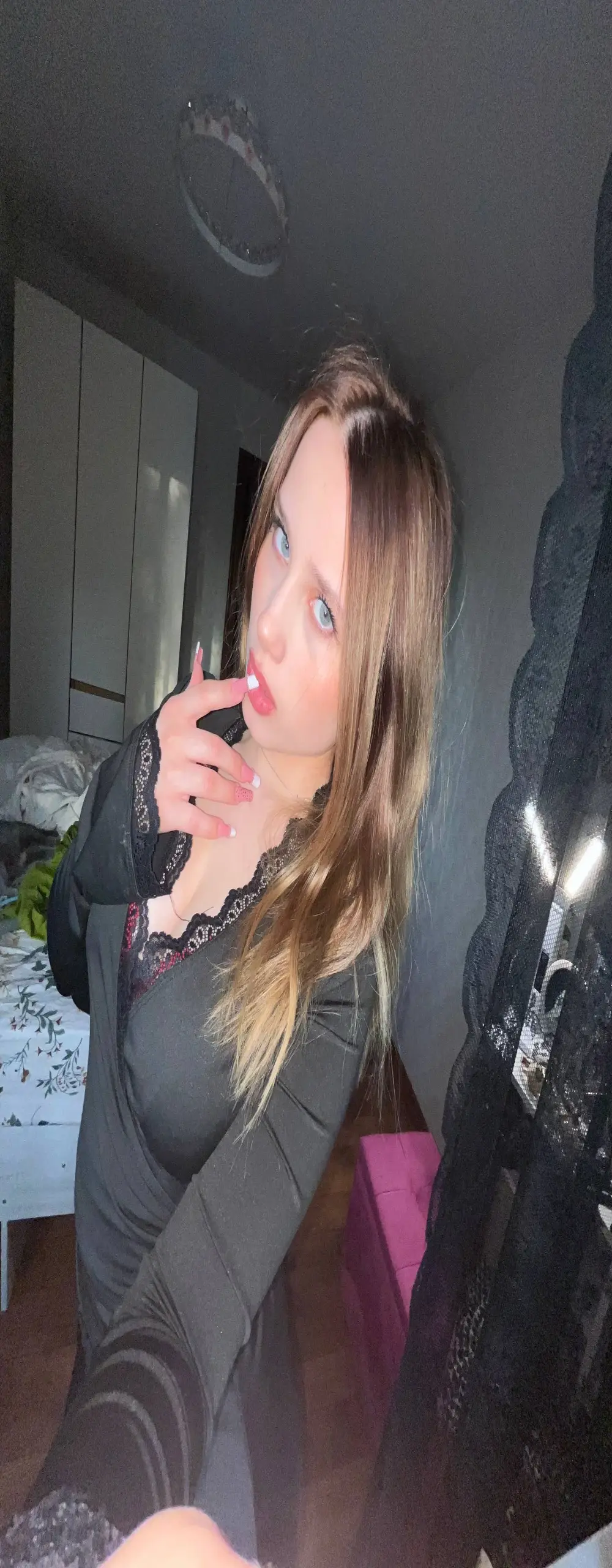Bella__Ray