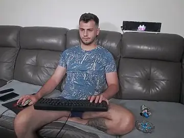 Stripchat Watch Live Sex Cams of CrazyDom1