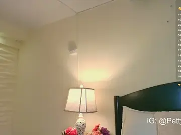 Stripchat Live Sex of PettyCloeh