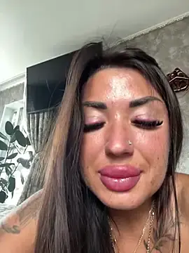 Stripchat Best live sex cam show of RuslanaXX