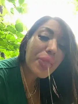 Stripchat Watch Live Sex Cams of RuslanaXX