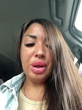 Stripchat Nude Webcam of RuslanaXX
