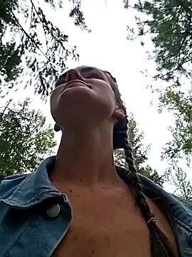 Stripchat Watch Live Sex Cams of Lilmissvyx