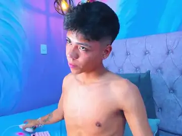 Stripchat Best live sex cam show of MaxiWildd