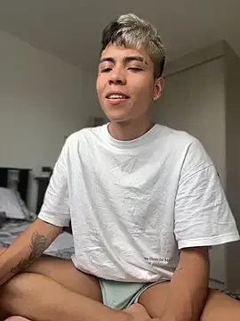 Stripchat Nude Webcam of MaxiWildd