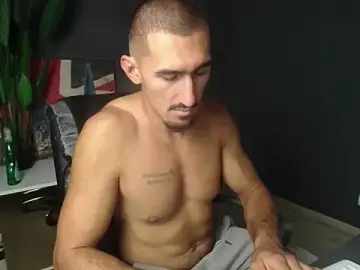 Stripchat Adult Webcam of GradyCruz