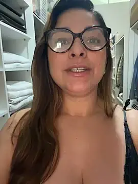 Stripchat Adult Webcam of Mariiii_morena