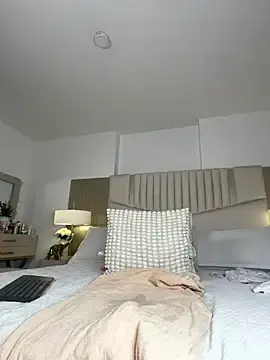 Stripchat Best live sex cam show of _laura_02