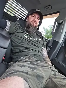 Stripchat Adult Webcam of Beardedtattood