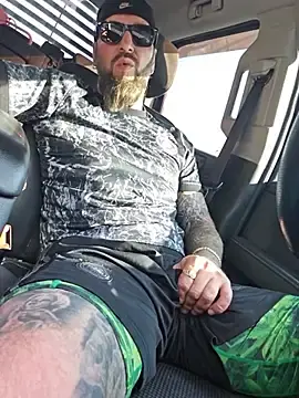 Stripchat Watch Live Sex Cams of Beardedtattood