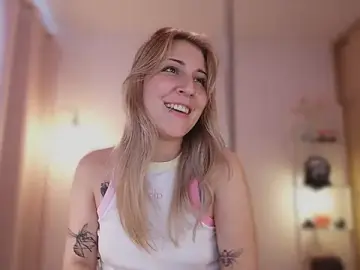 Stripchat Watch Live Sex Cams of Dakotaa_