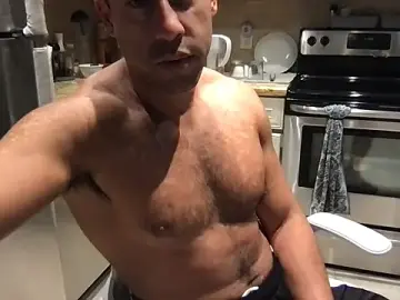 Stripchat Live Sex Cam of BigGuyMuscle