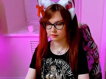 Stripchat Live Sex Cam of CarolGiggly