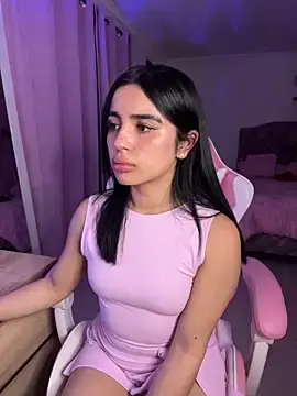 Stripchat Live Sex Cam of Emily-14