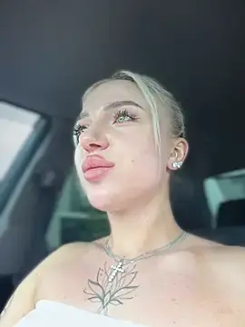 Stripchat Live Porn of pinkstar_