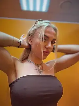 Stripchat Free Live Porn of pinkstar_