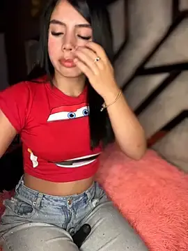 Stripchat Adult Video Chat of Laura-Khalifa