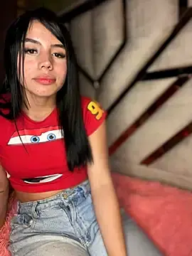 Stripchat Adult Video Chat of Laura-Khalifa