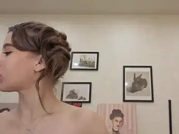Stripchat Sex Cam of dolly_ll