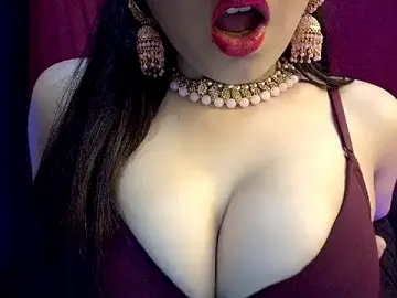 Stripchat Sex Cam of nadia_doll69