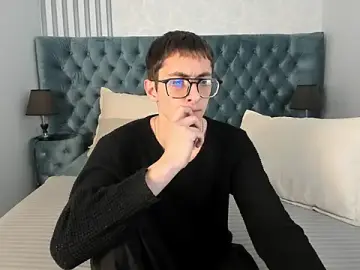Stripchat Sex Chat of RonBevs