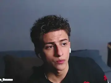 Stripchat Adult Webcam of salvatore_romanoo