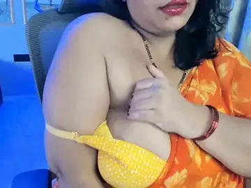 Stripchat Live Sex Cam of tarivishu11