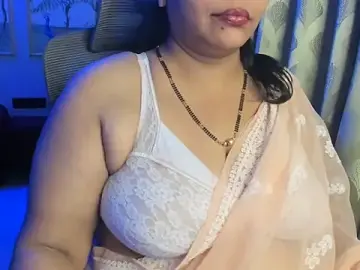 Stripchat Adult Video Chat of tarivishu11