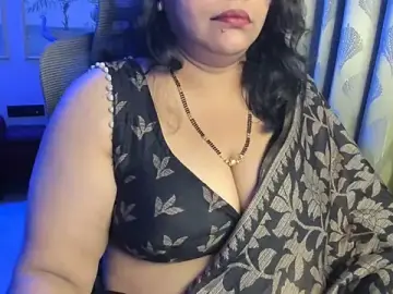 Stripchat Adult Video Chat of tarivishu11