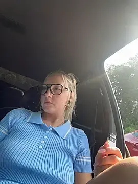 Stripchat Free Porn Cam of MerlinDave