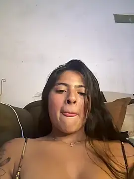 Stripchat Sex Cam of canelareina