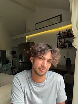 Stripchat Adult Webcam of Gipsyboysteve