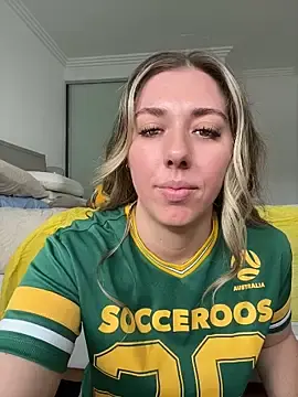 Stripchat Nude Webcam of Aussielulu