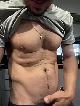 Stripchat Free Porn Cam of kzado37