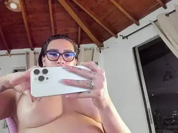 Stripchat Live Porn of IsaFontanna